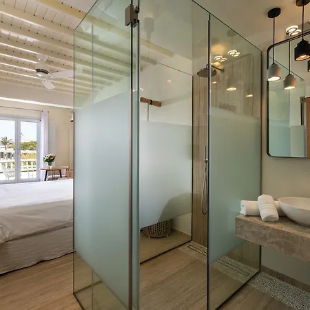 Poseidon Hotel 4*
